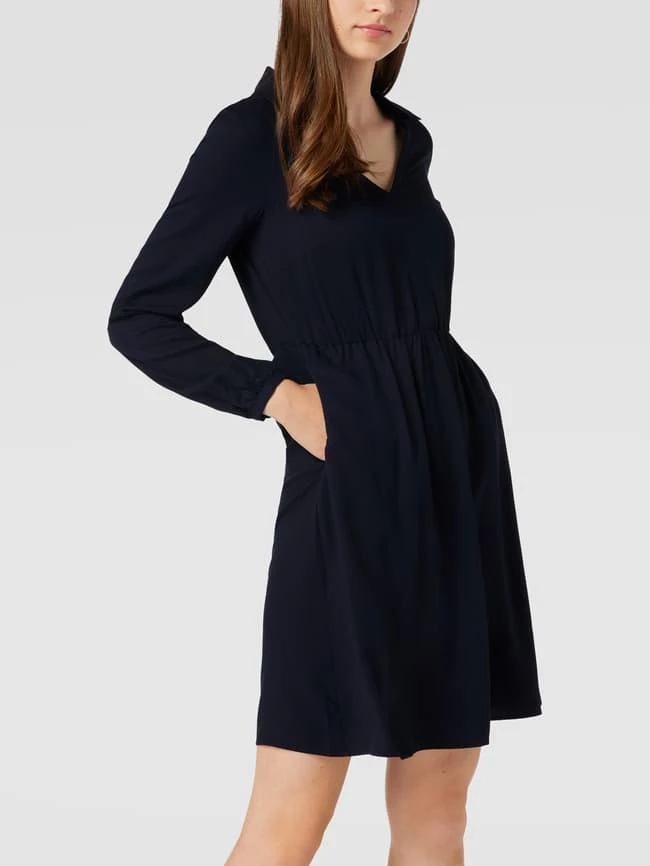Armedangels Knielanges Kleid Mit V-Ausschnitt Modell 'Desiraa' - Marineblau 6 Armedangels Knielanges Kleid Mit V-Ausschnitt Modell 'Desiraa' - Marineblau – Bild 4