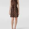 Swing Cocktailkleid Mit Polka Dots - Schokobraun