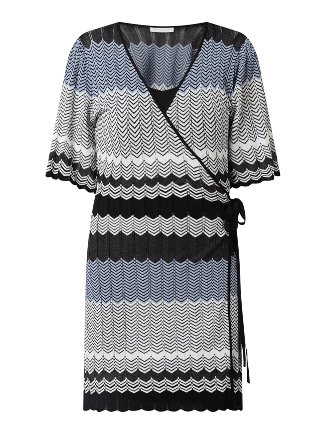 FREEBIRD Wickelkleid Mit Ajourmuster Modell 'Chevron' - Hellblau – Bild 2